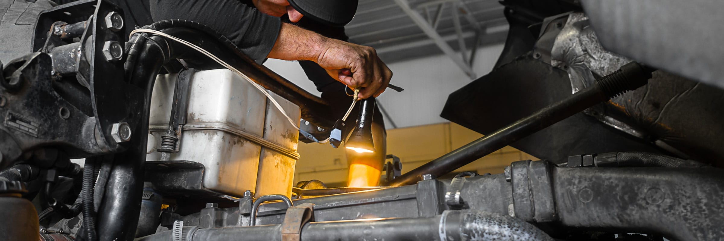 know-the-state-of-your-engine-with-oil-anlysis Engine oil testing can help identify breakdowns before they happen